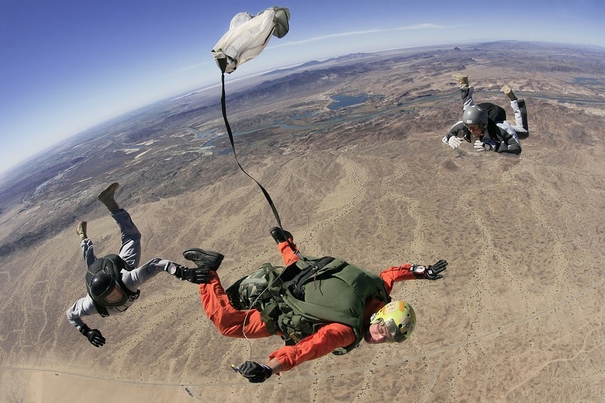 Go skydiving, pilot bucket list