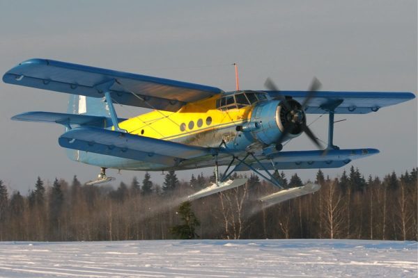 Antonov An-2, The Plane That Can Fly Backwards!