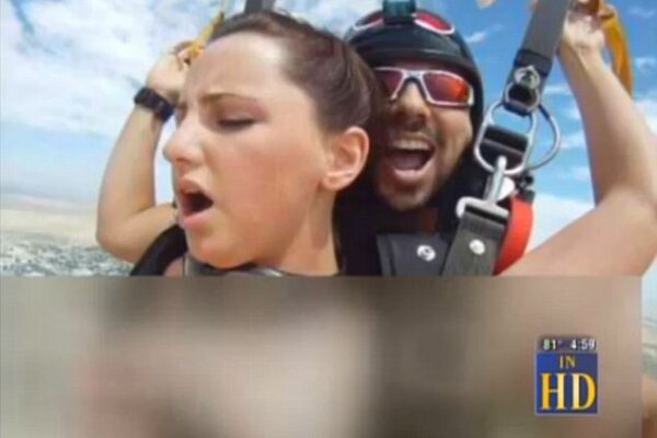 Video of couple having sex while skydiving sparks probe by U.S. aviation watchdog
