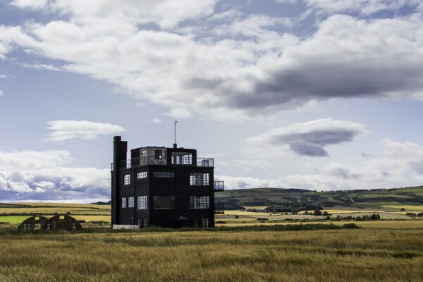 Kitchen of the Week: A Noir Canteen in a Repurposed WWII Control Tower
