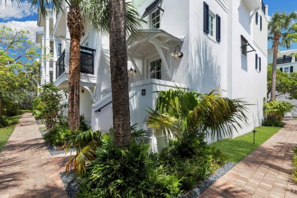 $3,600,000 : 119 Simonton St, Key West, FL 33040