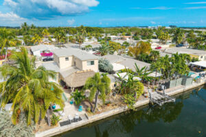 $1,249,000  :  30 Calle Uno Key West, FL 33040