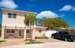 1620 Jamaica Drive-waterfront-pool-boat-access-14