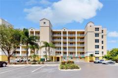 1200-country-ClubDr-Apartment-6104-Largo-FL