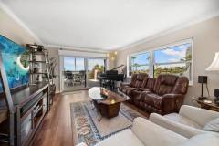 Clearwater-Beach_FL-2bed-2bath-big-pool-gulf-gym-lower-unit-9