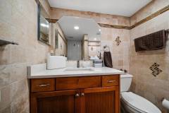 Clearwater-Beach_FL-2bed-2bath-big-pool-gulf-gym-lower-unit-36