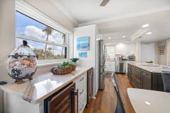 Clearwater-Beach_FL-2bed-2bath-big-pool-gulf-gym-lower-unit-23
