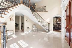 2901-Leprechaun-Ln_Palm-Harbor_FL_34683-mansion-traditional-8