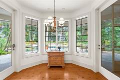 2901-Leprechaun-Ln_Palm-Harbor_FL_34683-mansion-traditional-16